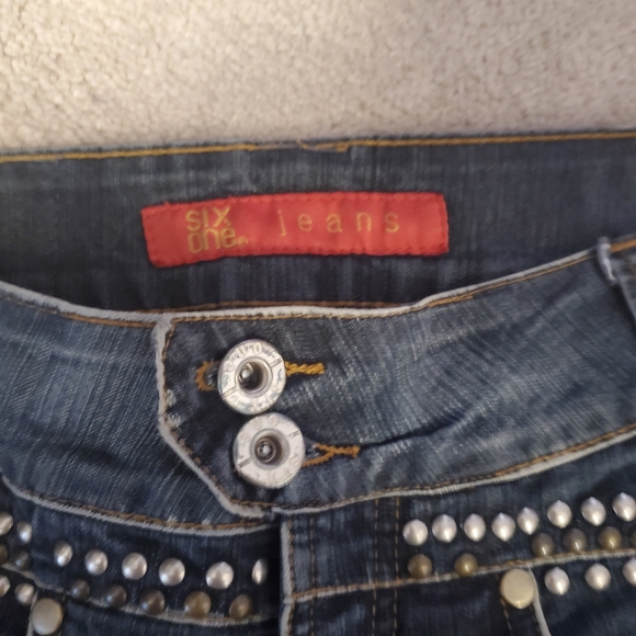 SixOne Jeans 👖 - Picture 2 of 5